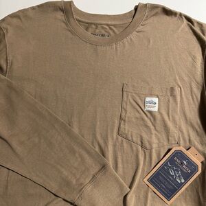 Bass Creek Longsleeve Pocket T-Shirt
Size XL, Brand New with Tags